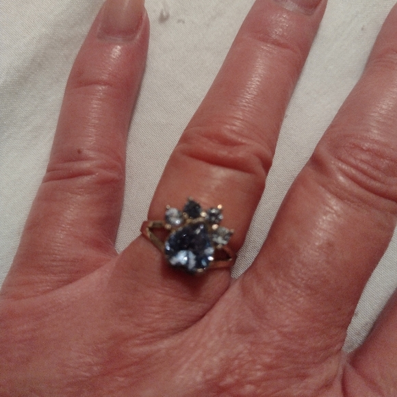 Ring - Picture 2 of 2